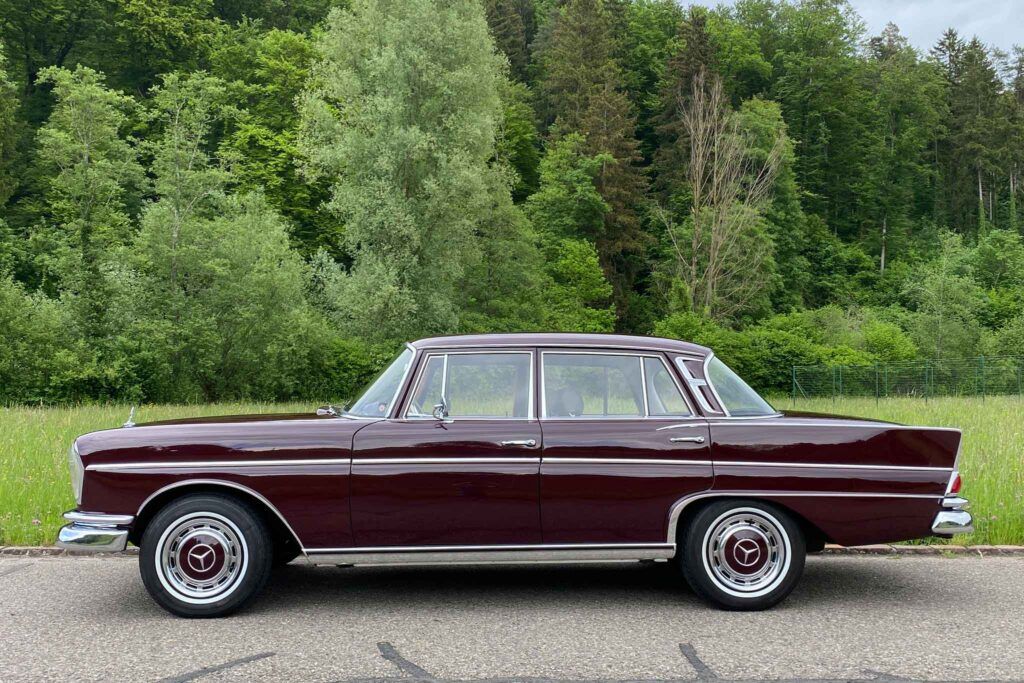 mercedes benz 300 se w112 1962 (01)