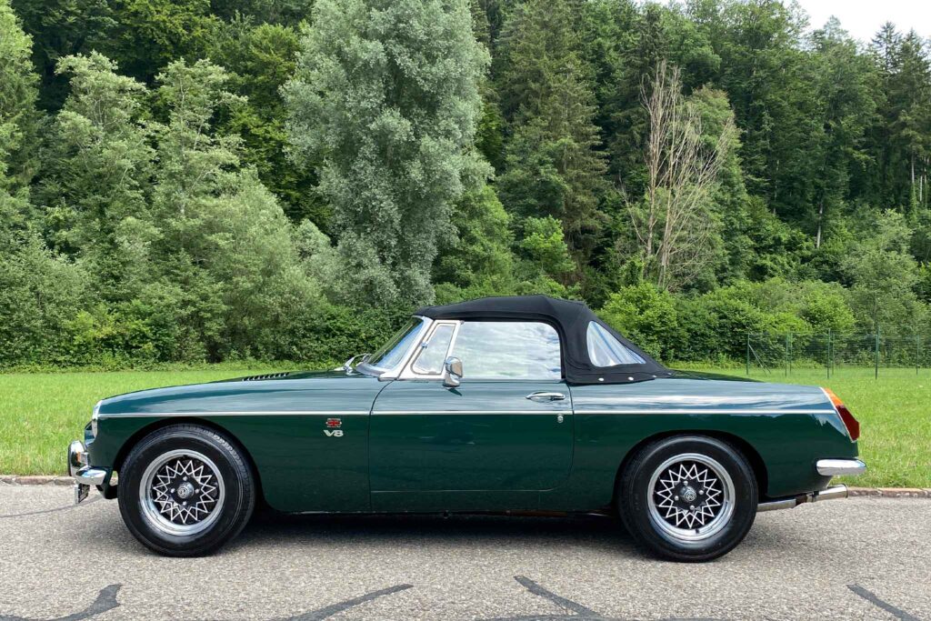 mg b v8 1970 (01)