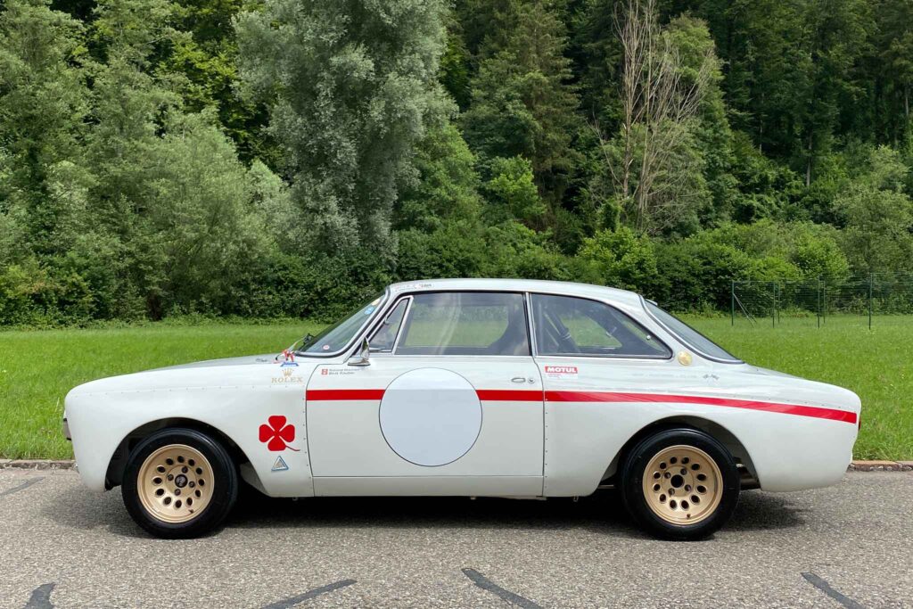 alfa romeo gtam 1968 (01)