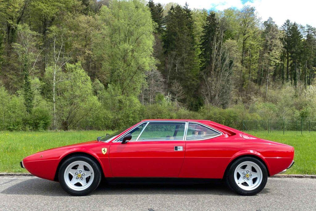 ferrari dino 308 gt4 1975 (01)
