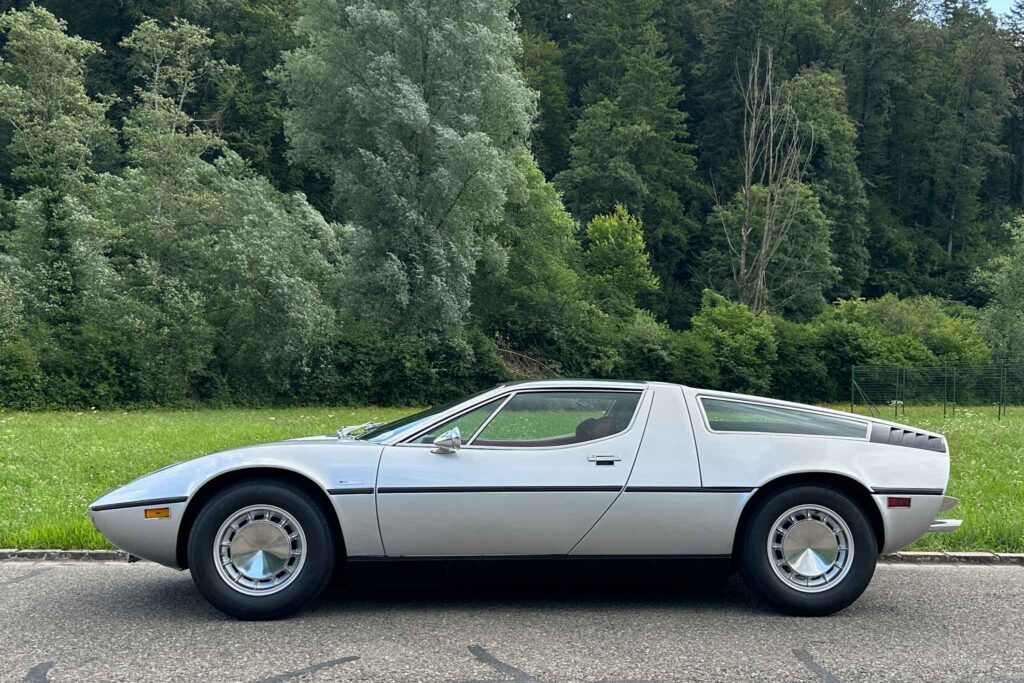 maserati bora 4900 1973 (01)