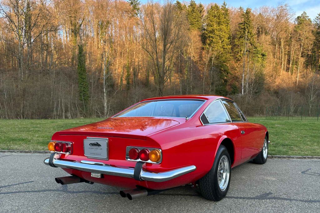 ferrari 365 gt 2+2 1969 (06)