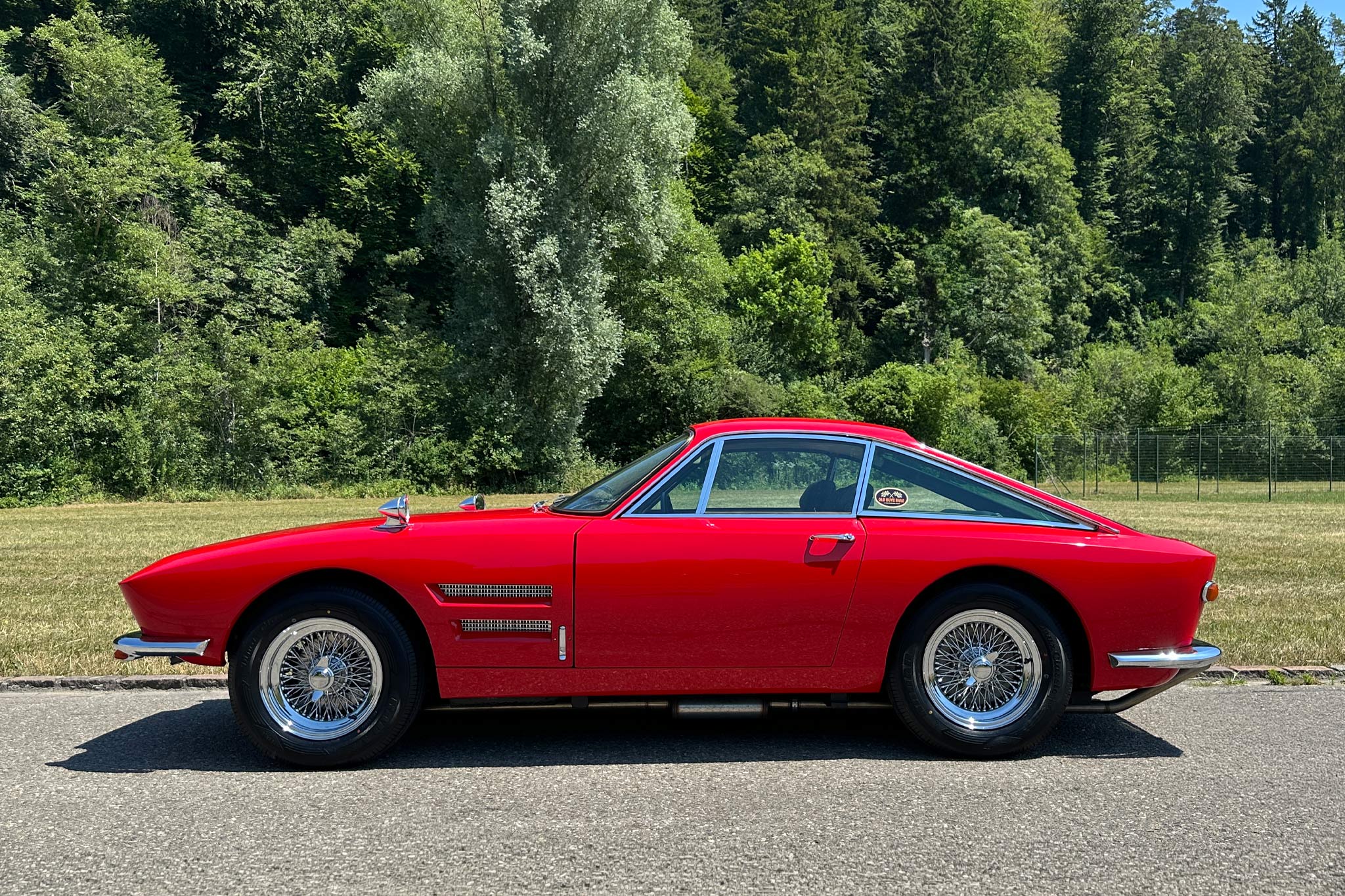 trident clipper v8 coupé 1967 (01)